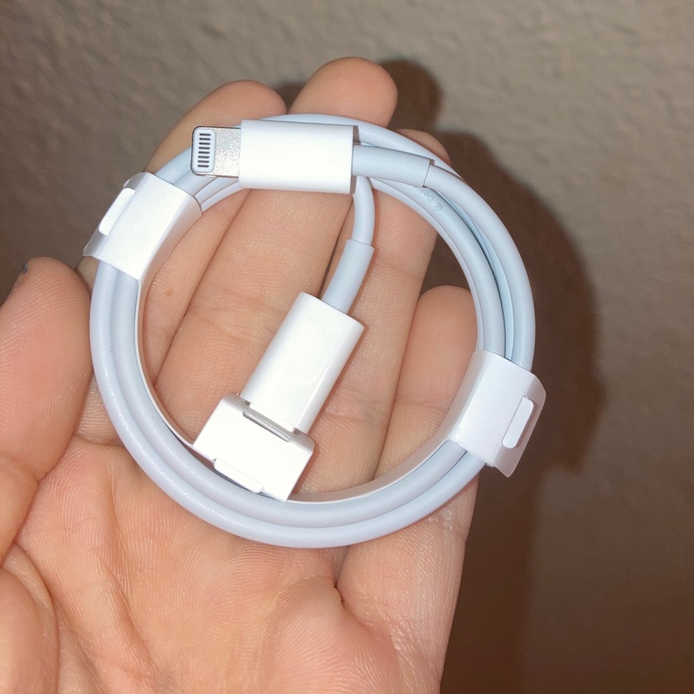 USB-C to Lightning Charging cable